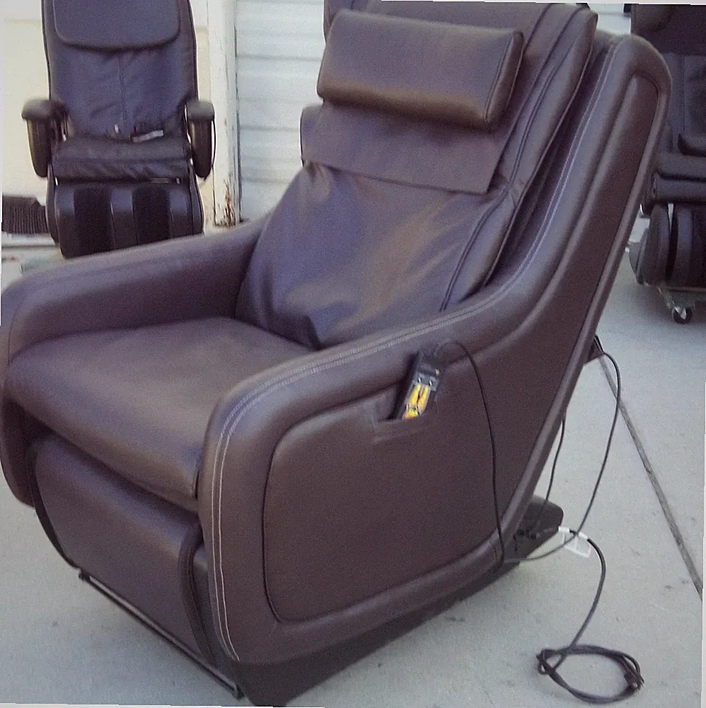 100-ZG40-002 Human Touch ZeroG 4.0 Zero Gravity Immersion Massage Chair Recliner